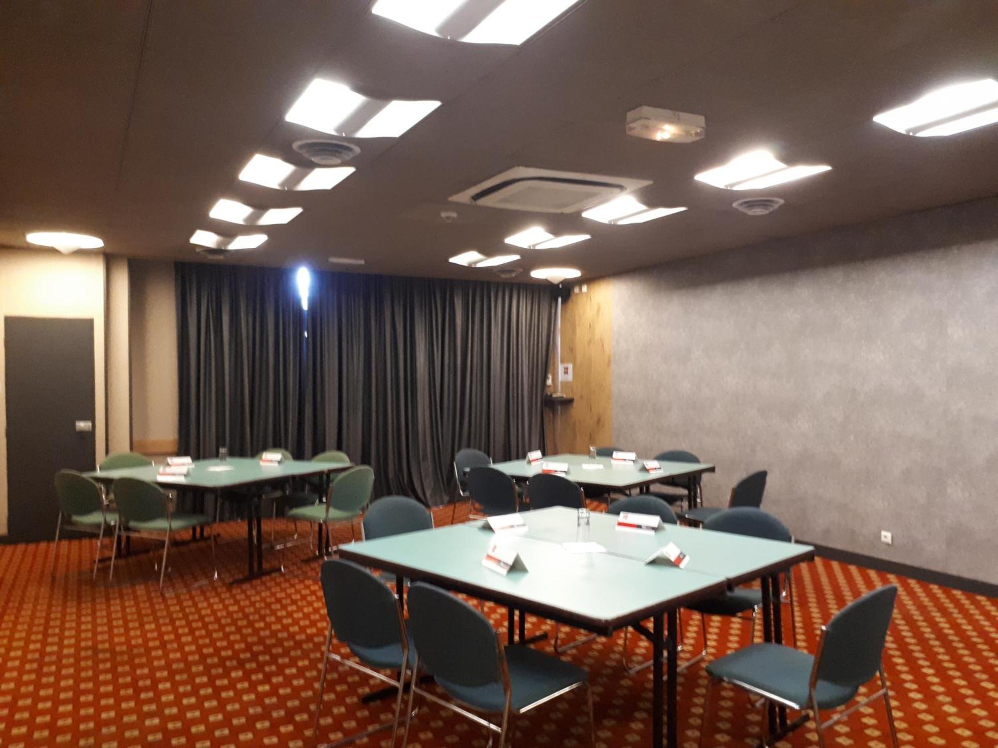Hotel Ibis Douala Exteriér fotografie