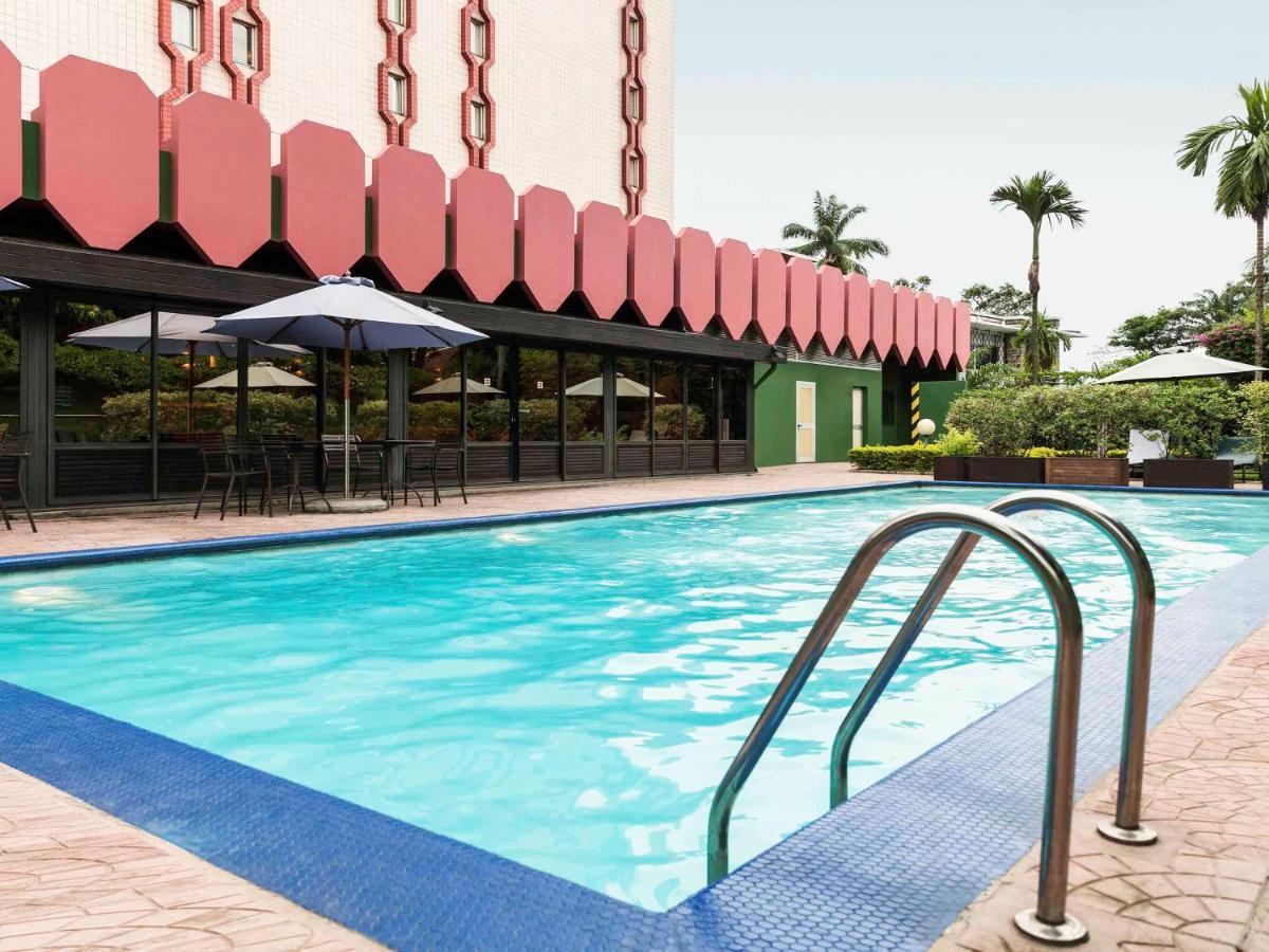 Hotel Ibis Douala Exteriér fotografie