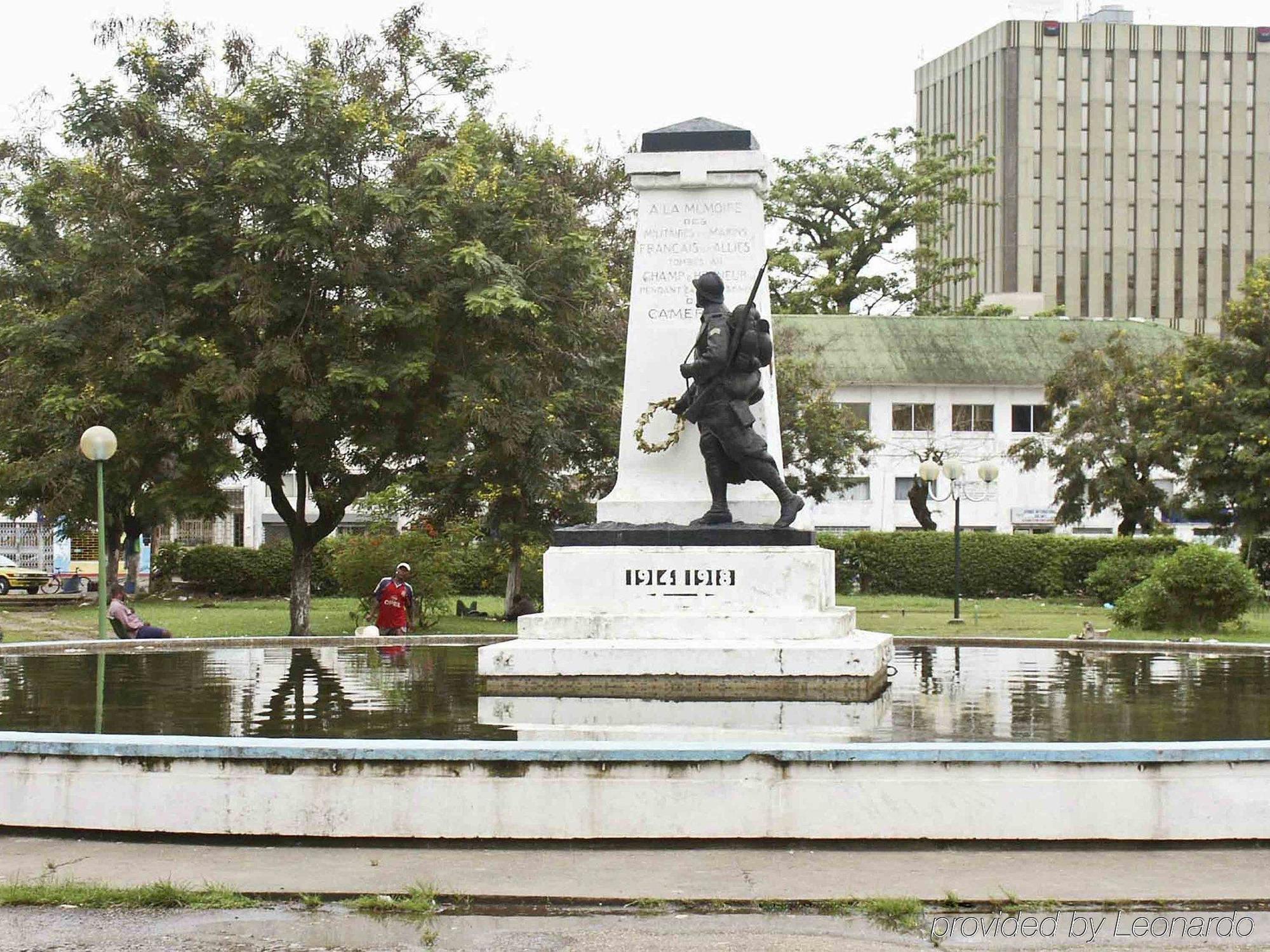 Hotel Ibis Douala Exteriér fotografie