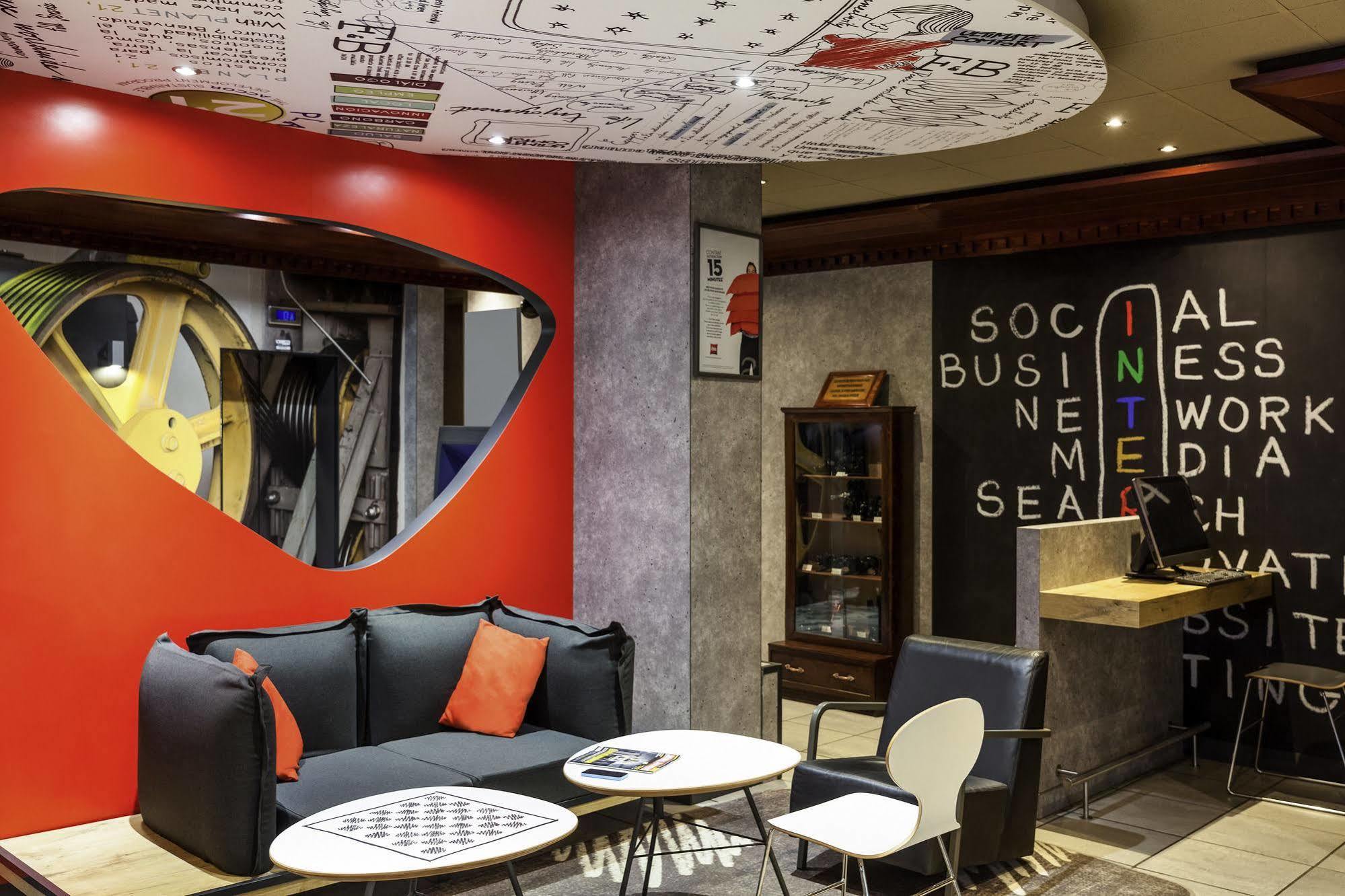Hotel Ibis Douala Exteriér fotografie